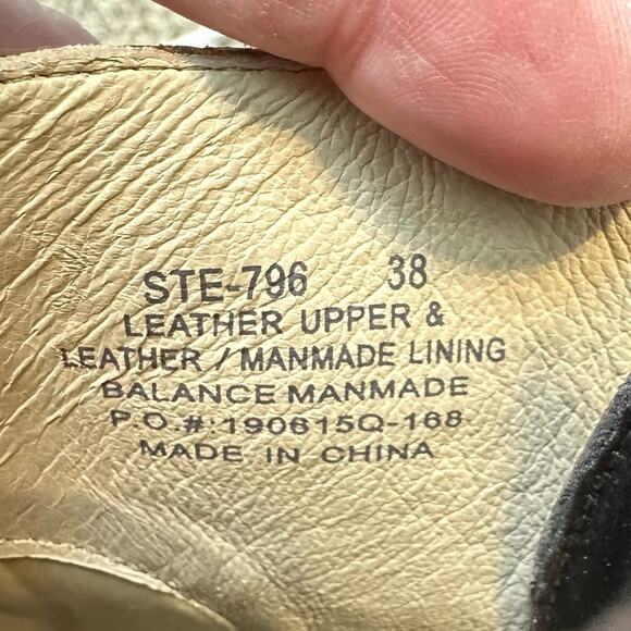 Alegria Stevee Cute Stuff Cocoa Leather Bootie Eur 38 US 8/8.5 Embossed Floral - Picture 10 of 11